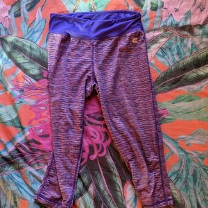 Colosseum cropped yoga pants